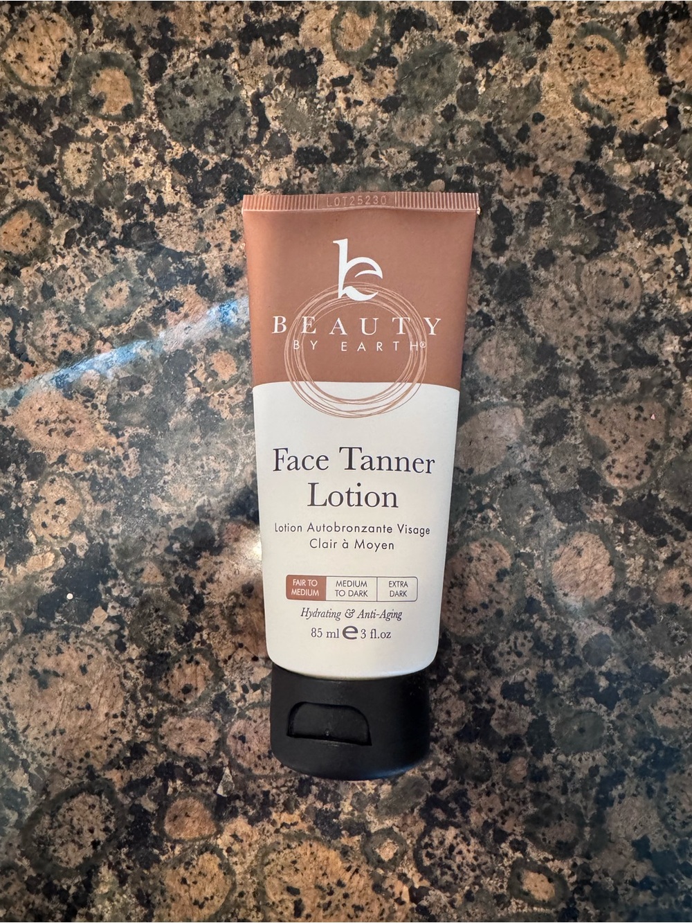 Beauty by Earth Face Tanner Lotion - Tan/Beige